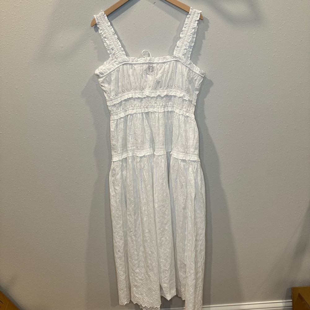 NWT GAP x DOEN Eyelet Midi Dress Women Large White Smocked Tiered Cottagecore - Picture 2 of 16